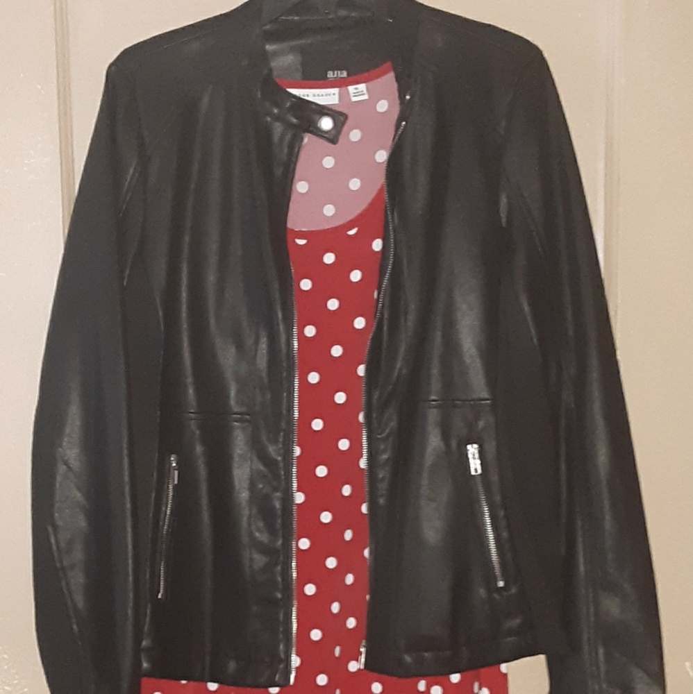 Dress - Picture 4 of 4
